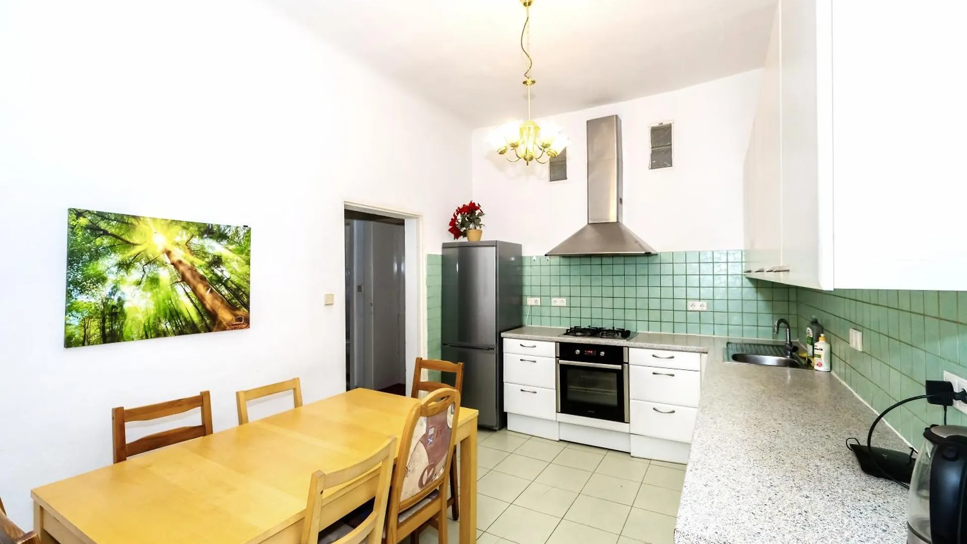 Family Rooms - 7 Minutes To Schoenbrunn Palace Vienna Homestay