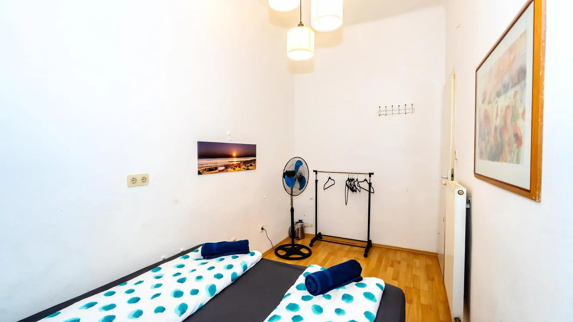 Family Rooms - 7 Minutes To Schoenbrunn Palace Vienna Austria